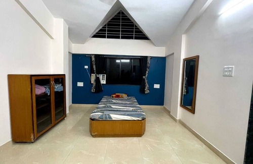 Talegaon Dabhade Hotel | Serene Lake Castle