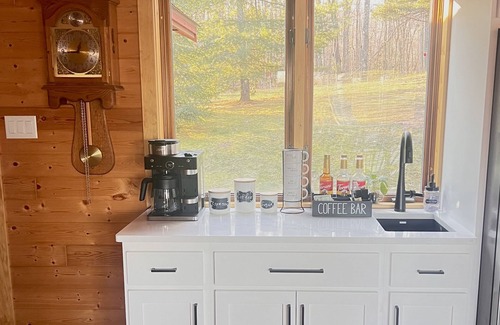 Hayward House | Serene Lake House