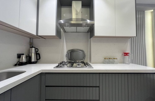 Zeytinburnu Apartment | Serene Luxury Apartment next to ISTANBUL Fisekhane & Marmaray Metro Station