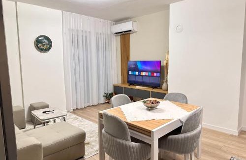Bajram Curri Apartment | Serenità Apartment