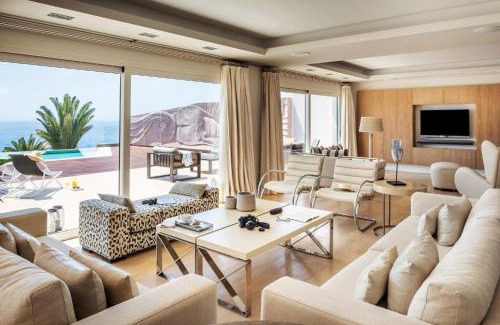 Puerto Calero Villa | SERENITY by Buenavilla