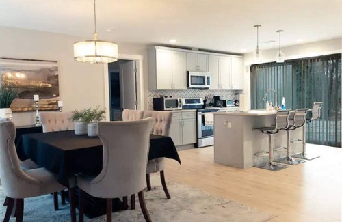 Gresham Park House | SERENITY in the city! Atlanta