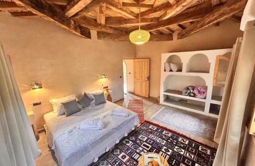 Amezrou Hotel | Serenity Lodge Zagora Guest House And Desert Excursions