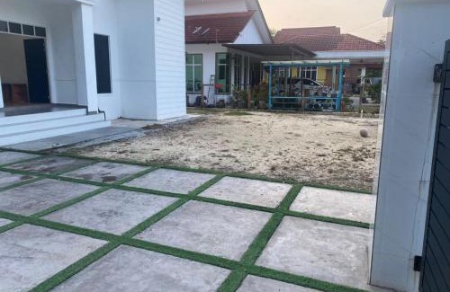 Kampung Hutan Banar House | Seribu malam homestay