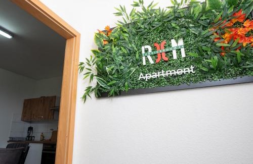 Konig Ludwig Apartment | Serviceroom24 - Apartment 3 in Recklinghausen WLAN - Smart-TV - 24-7 Check-in und Küche