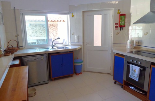 Almoinha House | SESIMBRA HOUSE WITH HEATED POOL (see months in description)