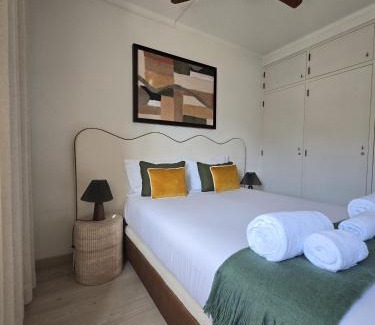 Faulha Villa | Sesimbra Stylish Villa by Homing