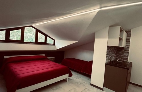 Melfi Bed & Breakfast | "Set in a beautiful natural setting and surrounded by lush gardens."