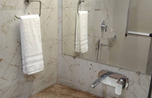 Lucknow Hotel | Sethi Grand Hotel