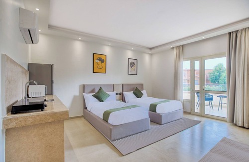 Sheikh Zayed City Hotel | Seven Stays Zayed