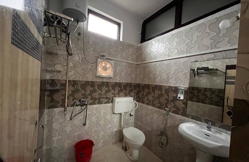 Phulpur Hotel | Sewadham Training Centre