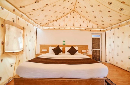 Kanoi Other | Shama Desert Camp