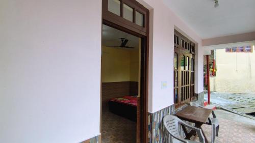 Bhagsu Nag House | Shanti Guest House