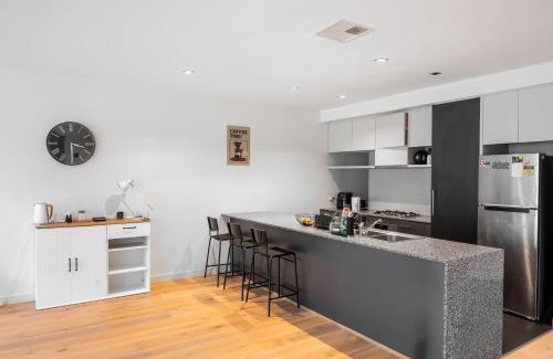 Bundoora House | Shared House in Melbourne