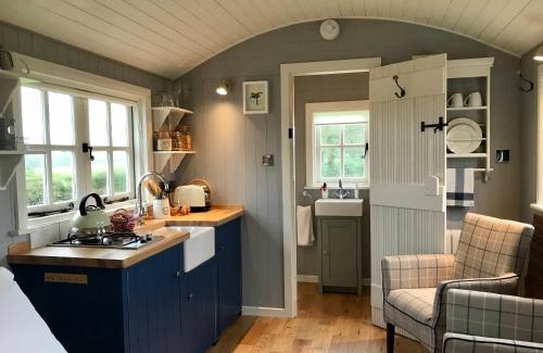 Mount Nugent House | Sheelin Huts Blue, Hot-tub available From 1st April until 1st November