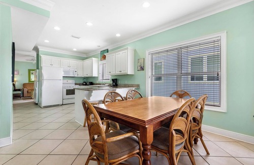 Ono Island House | Shells, East. 6BR beachview. Big pool. Large balconies! Great deal. Nice! Sleeps 20.