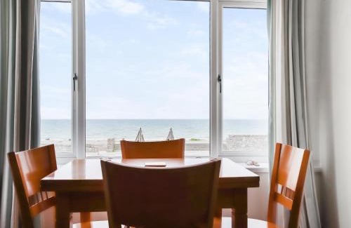 Dinas Dinlle Apartment | Shells - Ukc6953