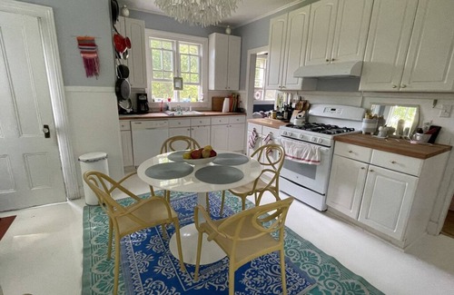 Menantic Creek Other | Shelter Island Farmhouse Pet Friendly with POOL