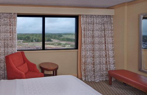 Windsor Locks Hotel | Sheraton Hartford Hotel at Bradley Airport