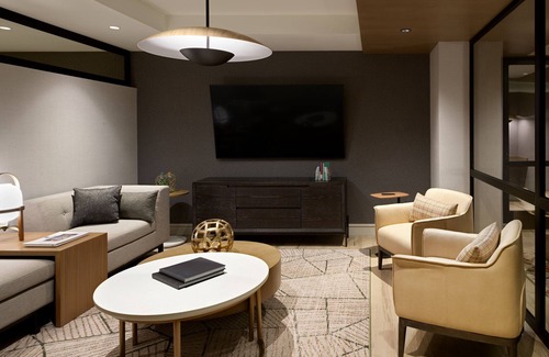 Anaheim Resort Hotel | Sheraton Park Hotel at the Anaheim Resort