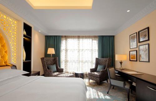 Beach & Coast Resort | Sheraton Sharjah Beach Resort and Spa