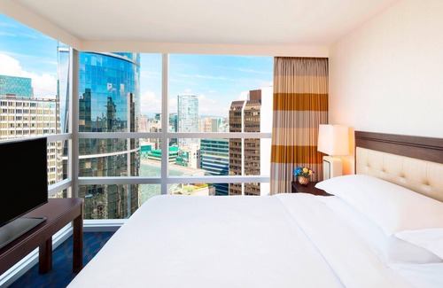 Downtown Vancouver Hotel | Sheraton Vancouver Wall Centre