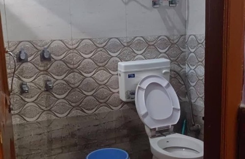 Kasol House | Shesh Besh Guest House & Restaurant