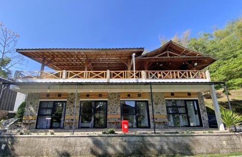 Pasirjambu Hotel | Shine River