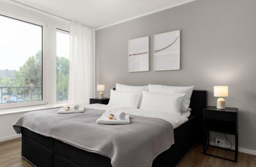 Guetersloh Apartment | SHINY HOMES - City Center with Parking Place