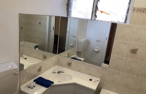 Yarram Hotel | Ship Motel Yarram