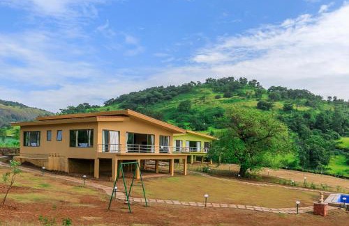 Kurvande Villa | Shivom Villas - 9 BR with Pvt Pool & Pawna Lake View