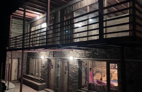 Tehri House | Shoonya Home Stay - Devalsari Deodar Forest Range - 60min from Mussoorie