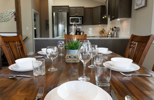 Port Renfrew House | Shore 2 Please (Oceanview with Amazing Views)