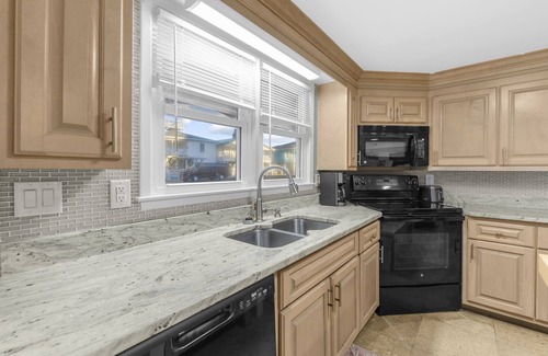 Cherry Grove Beach House | Short walk to Beach- 4 Bedroom/3 Bath Duplex 12 (down)w/pool and grills