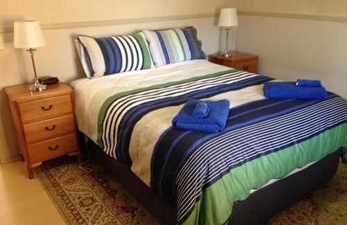 Naracoorte Bed & Breakfast | Showgrounds Cottage Naracoorte