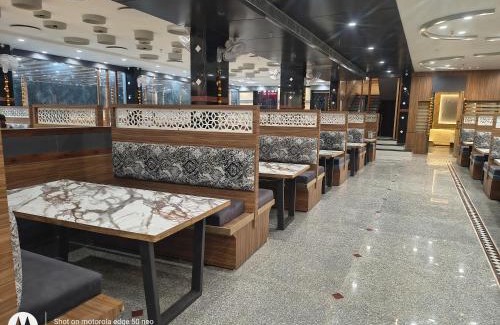 Rishabhdeo Hotel | Shree Balaji Ashirwad Hotel & Resort