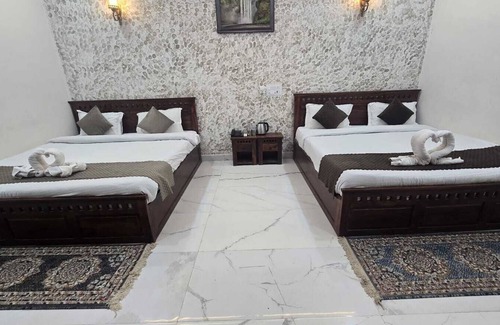 Sikar Hotel | Shree Keshav Haweli