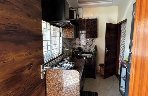 Sanganer Villa | Shree Kunj Villa – Private Nature Retreat with Terrace, Garden & Green Views