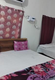 Ayodhya House | Shree Rameshwaram Guest House Near Ram Mandir Ayodhya Dham