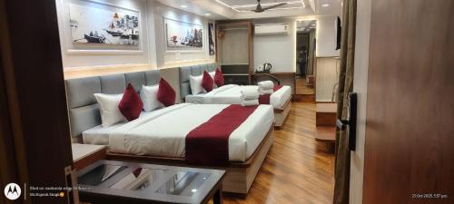 Varanasi Nagar Nigam Hotel | Shree Shanteshwar Mahadev Inn