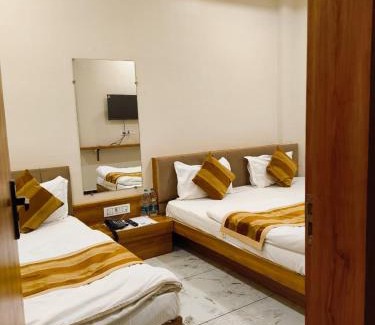 Ujjain Hotel | Shri ShyamRaj Hotel Ujjain