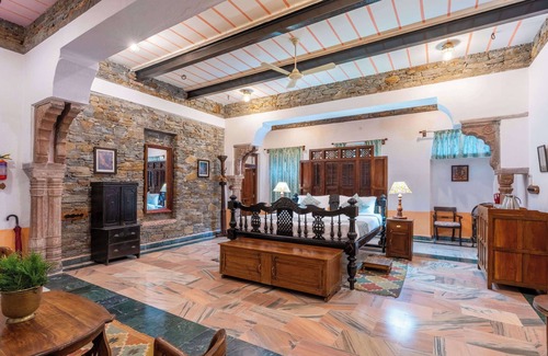 Sadri Resort | Shrisiddhpuram