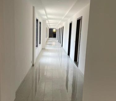 Marhi Hotel | Shyama Hotel