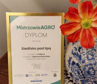 Hamernia House | Siedlisko pod lipą