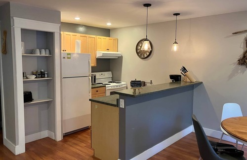 Tofino Apartment | Sienna's Tree House #2