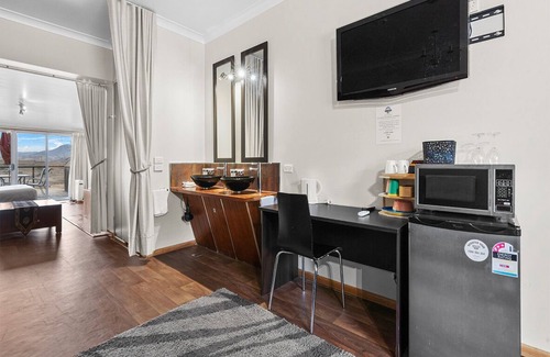 East Jindabyne Hotel | Siesta Villa