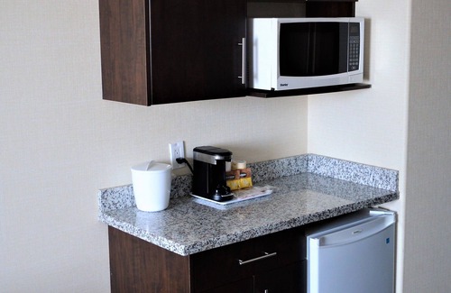 Melville Hotel | Sigma Inn & Suites Melville