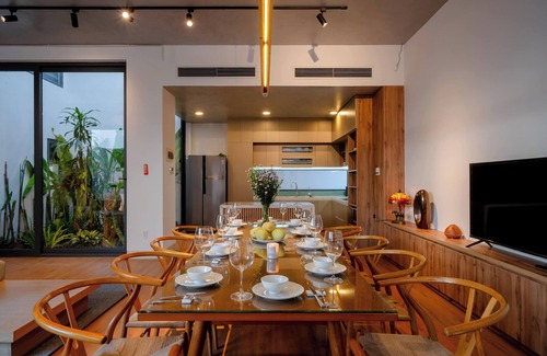 Son Tra Villa | Sila Prana Villa - Luxurious 8-bedroom villa with WiFi, AC in fabulous Đà Nẵng