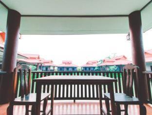 Si Mueang Chum Hotel | Silamanee Resort & Spa Hotel