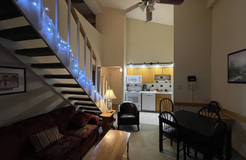 Snowshoe Condo | Silver Creek 2 Bedroom slope view!